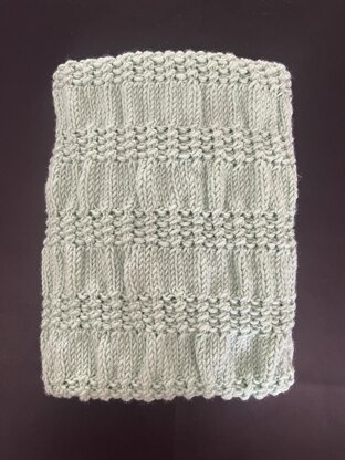 Riffle Ruffle Baby Blanket