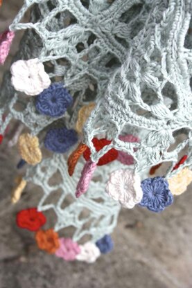 Dancing Flowers Shawl
