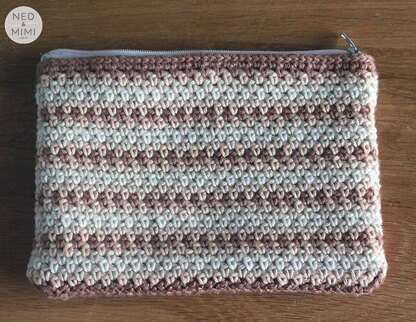 Moss Stitch Zipper Pouch