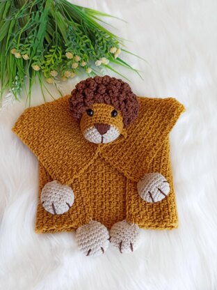 Crochet lion security blanket, crochet baby lovey pattern