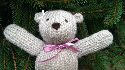 Simple Knitted Teddy Bear