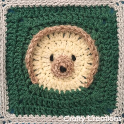 12 Beautiful Wavy Mirrors — new lullabies  Crochet home decor, Diy crochet  projects, Crochet home