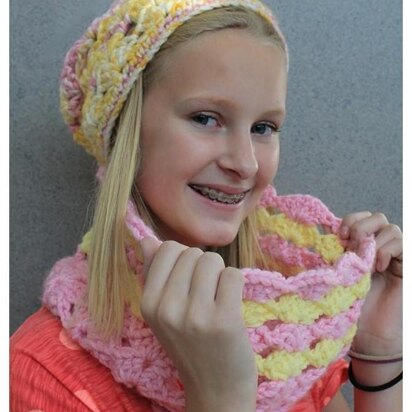 Unique Crochet Cowl Neck Warmer Pattern Chunky Designer Scarf