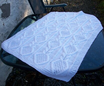 Diamond Cables Baby Blanket