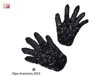Black lace finger gloves