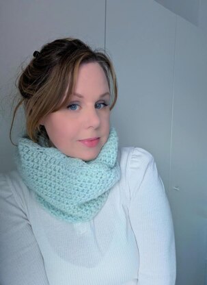 Crochet Winter Grace Infinity Scarf Pattern