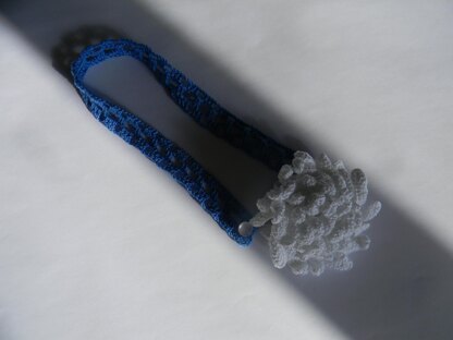 Chrysanthemum, crochet flower necklace
