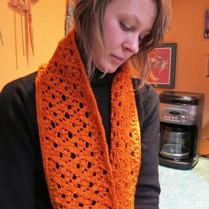 Rose Hill Cowl