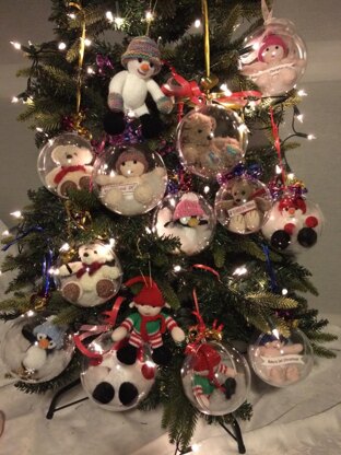 Christmas Tree Decorations and Keepsakes