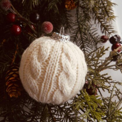Cable Knit Holiday Ornaments