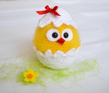 Easter chicken. Crochet chicks. Hatched chicken amigurumi. Chick in eggshell.  Easter project
