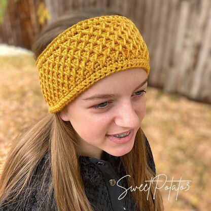 Sweet Bee Ear Warmer