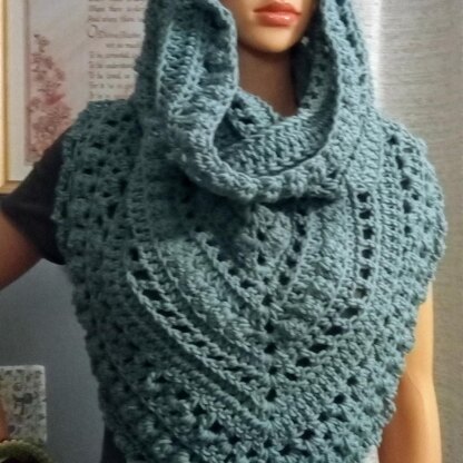 Hooded triangle scarf