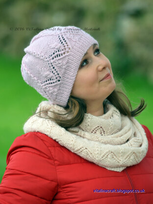 Lace Charm Hat and Cowl Set