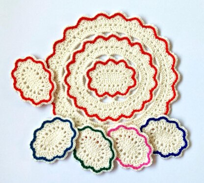 Oval placemat and coaster set by HueLaVive