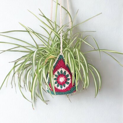 Christmas Holiday Plant Hanger