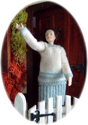 1:12th scale ladies jumper and skirt c. 1927