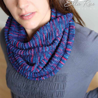 Garter Stitch Rib Cowl in Ella Rae Lace Merino - ER14-01