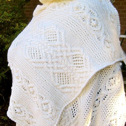 Sante Fe Mesh and Cable Shawl