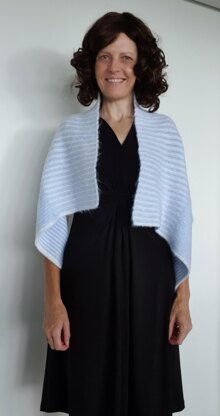 Robyn - curved garter stitch wrap