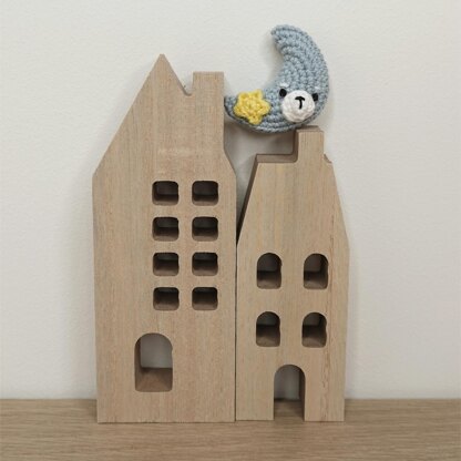 Little Moon with star