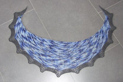 Ocean waves shawl