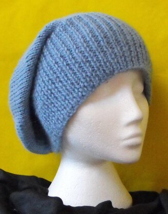 CHUNKY SLOUCH BEANIE KNITTING PATTERN