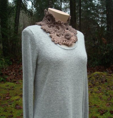 Queen Anne's Lace Scarf and Neck Warmer - PA-331