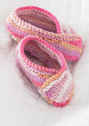 Shoes in Sirdar Snuggly Smiley Stripes DK - 1478 - Downloadable PDF