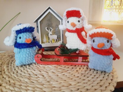 Crochet Pattern Snowman Keychain, Amigurumi Snowman