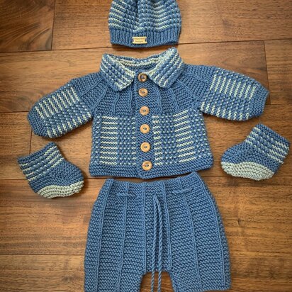 "Nathan" 4 piece set, with 8 size options  from Premature to 24 Months