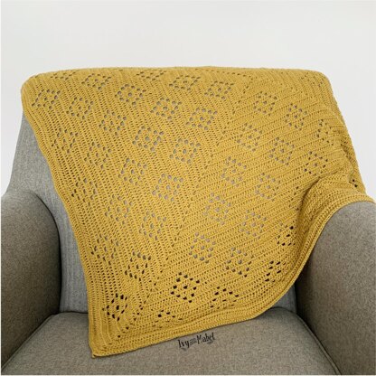 Dotty Diamond Blanket