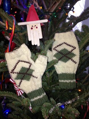 Argyle Mitts