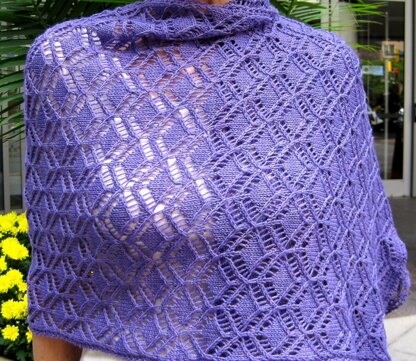 Pyramids Lace Wrap