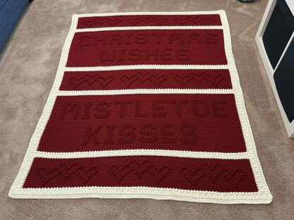 313 TLC Designs Mistletoe