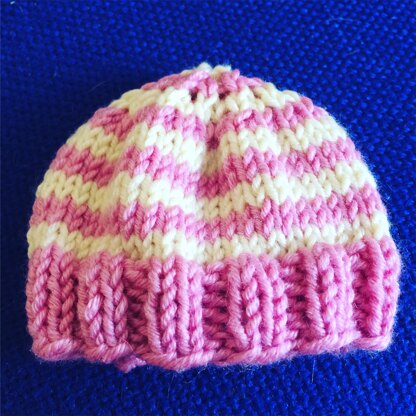 Perfect Preemie Baby Hat Knitting pattern by Heather Quill | LoveCrafts