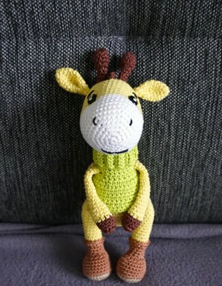 Crochet Pattern for a Giraffe called George!