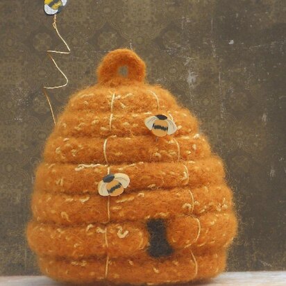 Felted Woolly Beehive Skep - knitting pattern