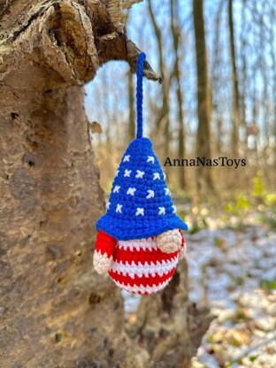 USA Patriotic American Gnome - keychain