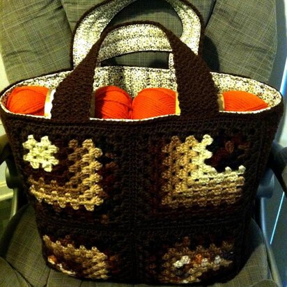 Mitered granny tote bag