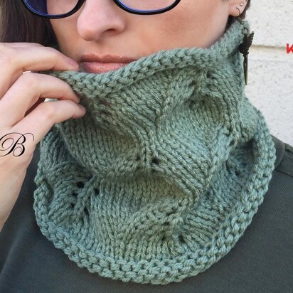 Leaf Cowl Snood