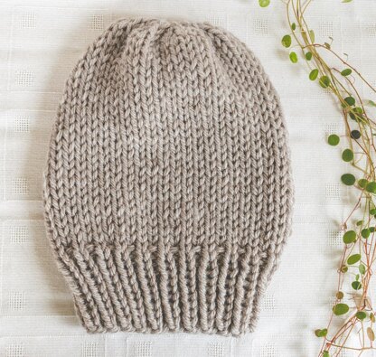 Chunky Knit Slouch Beanie in King Cole Big Value Super Chunky