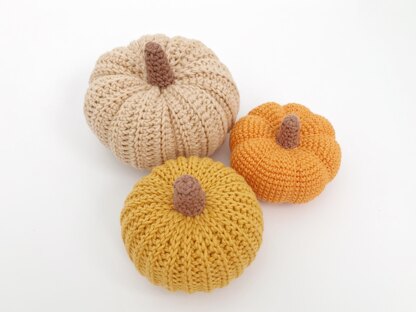 Crochet pumpkins pattern Halloween decor Amigurumi pattern decorations
