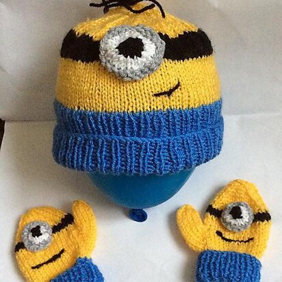 Toddler Minion Hat - knitting pattern