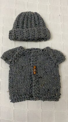 Chunky newborn cardigan