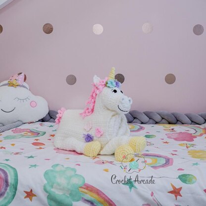 Cuddle and Play Horse and Unicorn Blanket