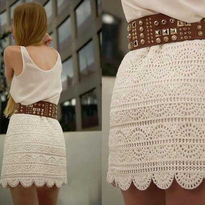 Сrochet shells skirt.