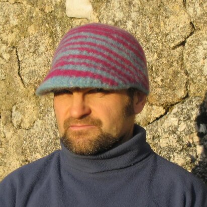 Skybluepink peaked felted cap