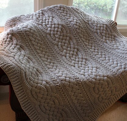 Large Irish Lullaby Blanket Crochet pattern by Noelle Stiles