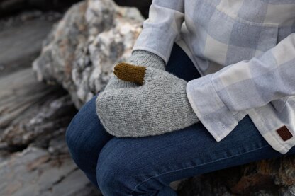 Peppermint & Pine Mittens